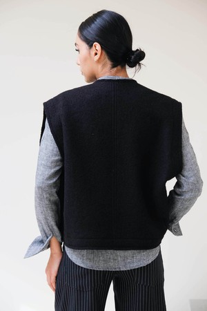 Bobby Bodywarmer | Zwart from Sûr Atelier