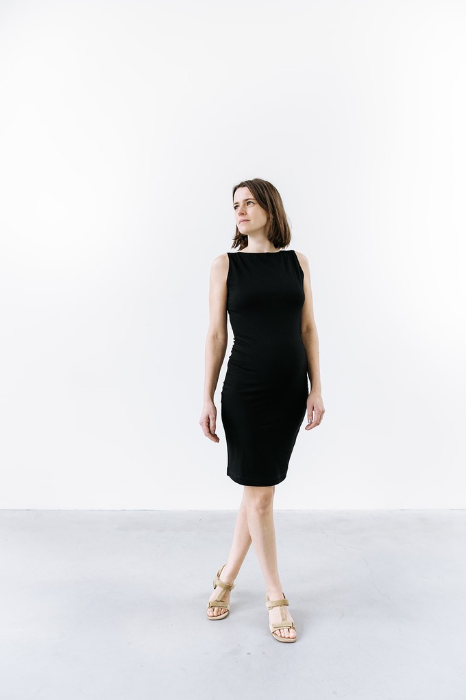 2-way dress Zwart from Swan and The People