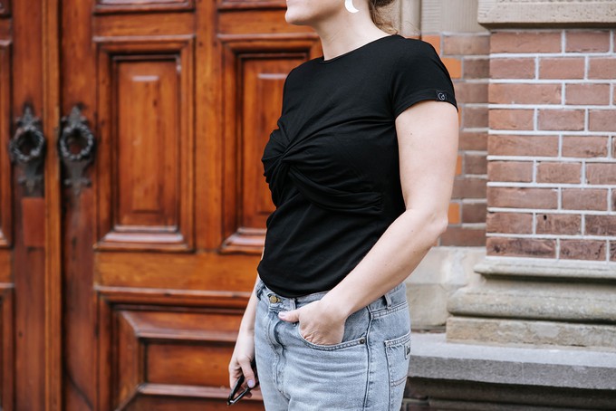 Nursing top Zwart from Swan and The People