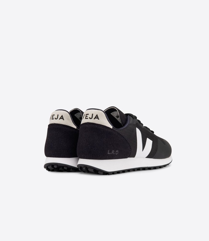 Veja SDU B-Mesh Black White from The Blind Spot