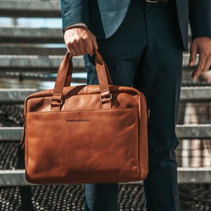 Leather Laptop Bag Cognac Manhattan - The Chesterfield Brand from The Chesterfield Brand