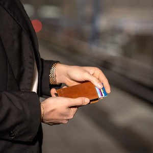 Leather Wallet Cognac Lagos - The Chesterfield Brand from The Chesterfield Brand