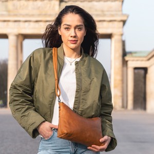 Leather Shoulder Bag Cognac Kigali - The Chesterfield Brand from The Chesterfield Brand