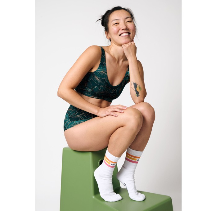 HI Unisex Tennis Socks from TIZZ & TONIC