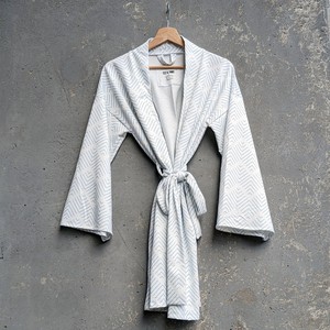 Santorini Lazy Livin' Robe from TIZZ & TONIC