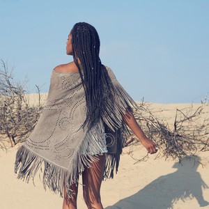 VIDA PONCHO - GREY from Treasures-Design