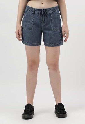 Re.Street Rebel | Gerade Shorts mit mittelhohem Bund in Dunkelindigo from Un Denim