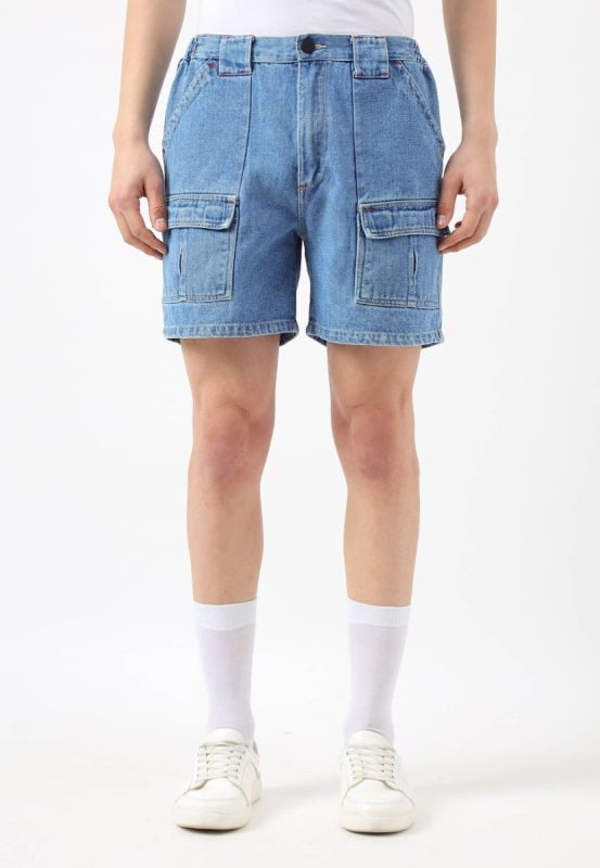 Re.Street Rebel | Gerade geschnittene Shorts mit hoher Taille in Dunkelindigoblau from Un Denim