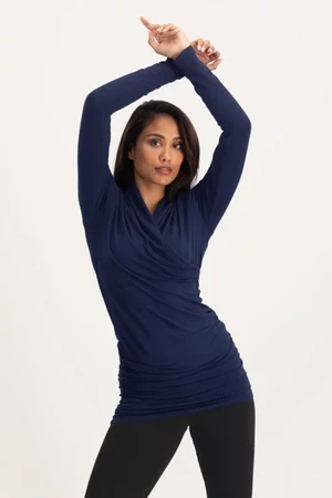 Good Karma Yoga Longsleeve – Midnight from Urban Goddess