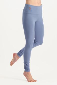 Satya Yoga Leggings – Opal via Urban Goddess