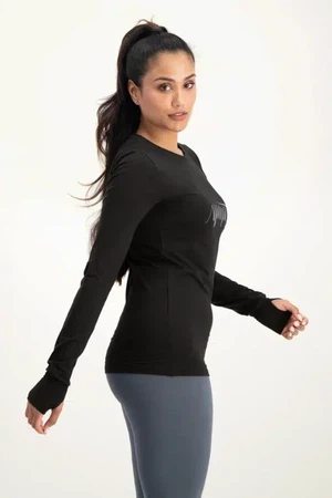 Namaste Core Yoga-Longsleeve – Onyx Black from Urban Goddess