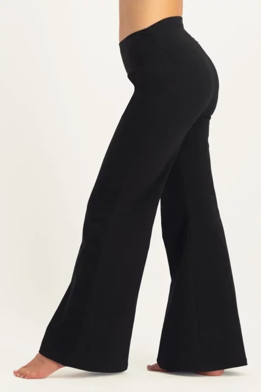 Maeve Wijde Yoga Broek – Onyx Black from Urban Goddess