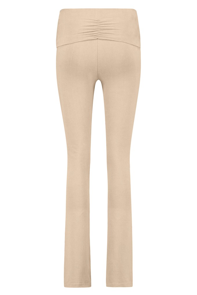 Pranafied Flare Broek – Sand from Urban Goddess