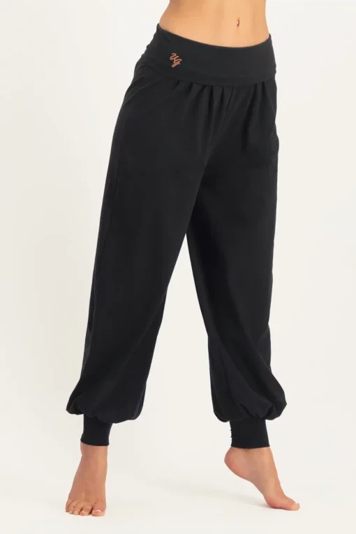 Rhea Yoga Broek – Onyx Black from Urban Goddess