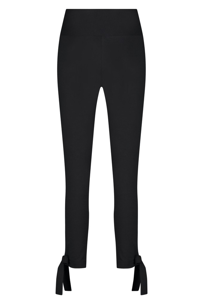 Svaha Yoga-Hose – Urban Black from Urban Goddess