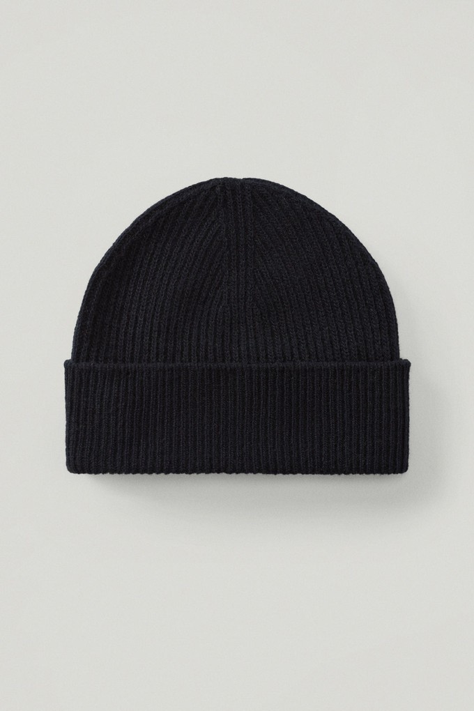 The Woolen Ribbed Beanie - Blue Navy from Urbankissed