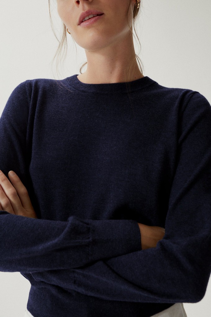 The Ultrasoft Wool Round-neck - Midnight Blue from Urbankissed