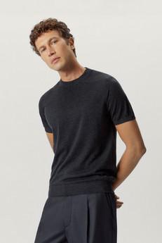 The Ultrasoft Wool T-shirt - Anthracite Melange via Urbankissed