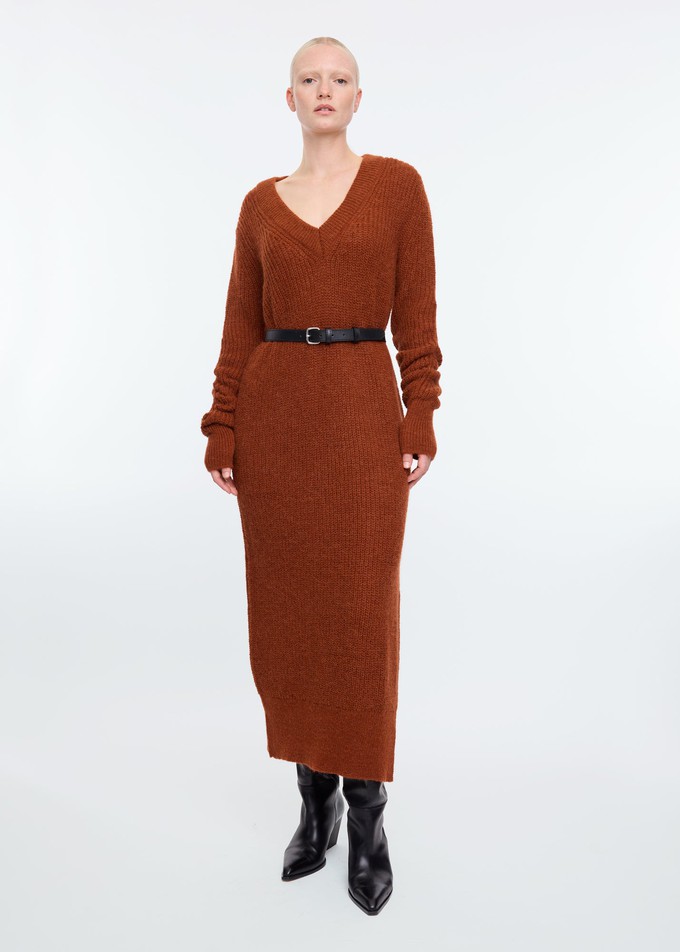 V-neck wool maxi dress from Vanilia