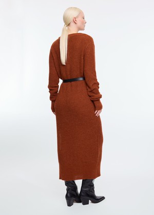 V-neck wool maxi dress from Vanilia