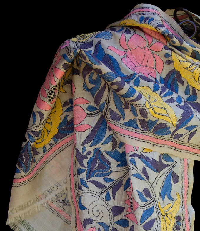 Nakshi Kantha sjaal Lotusbloemen from Via India