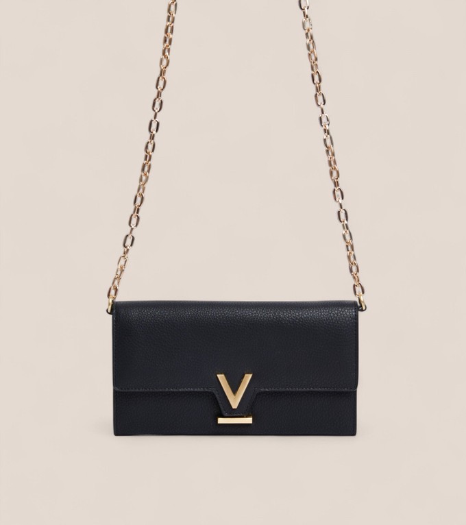 Luella Vegan Bio-Based Bamboo Leather Chain Purse in Black from Votch Luella Vegan Bio-Based Bamboo Leather Chain Purse in Black from Votch