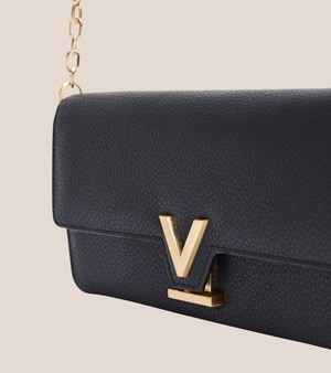 Luella Vegan Bio-Based Bamboo Leather Chain Purse in Black from Votch Luella Vegan Bio-Based Bamboo Leather Chain Purse in Black from Votch