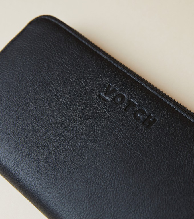 AppleSkin All Black Purse | Classic Essentials from Votch