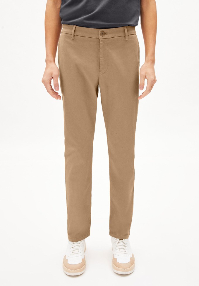 Chino Aato Regular Light Sand Beige | ArmedAngels from WANDERWOOD