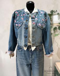 Upcycle Vintage Denim Jacket Flowers via WANDERWOOD