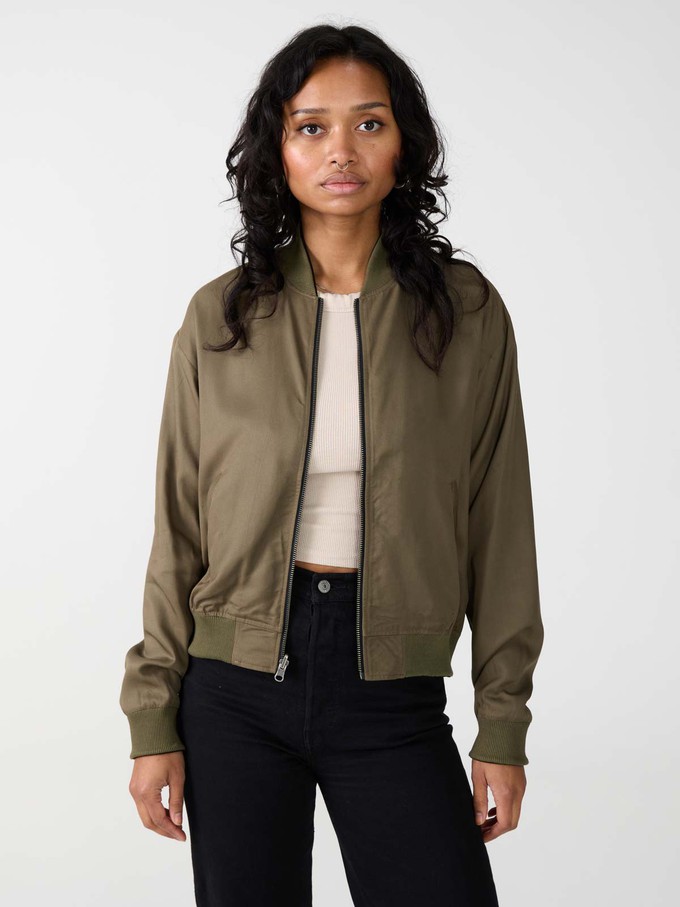 leo/olive Reversible Bomber from Yahmo