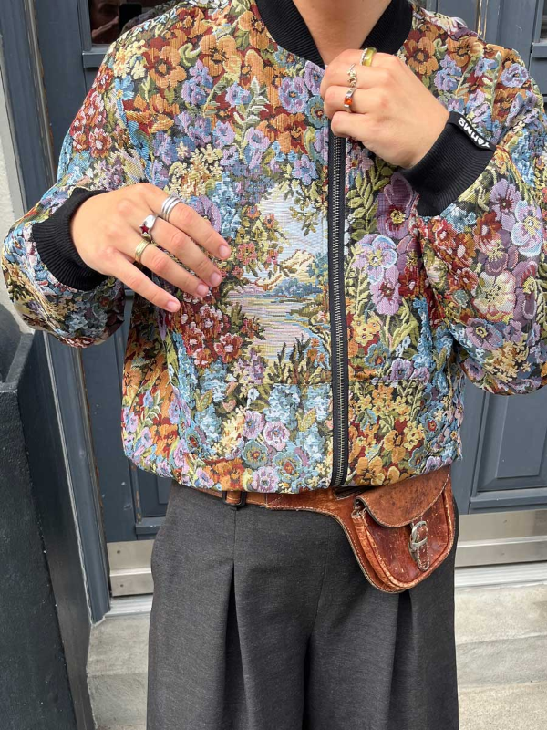 bouquet/black Reversible Sofa Bomber from Yahmo