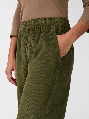 olive Corduroy Pants from Yahmo