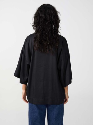 black Luxurious Everyday Kimono from Yahmo