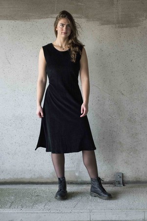 RE_MATCH DRESS velvet from ZWAAN